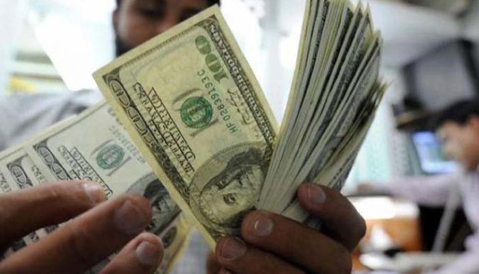 US dollar hits all-time high of Rs142 in interbank market